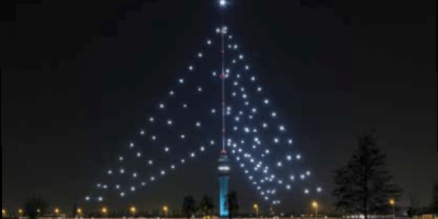Grootste kerstboom brandt weer Grootste kerstboom brandt weer